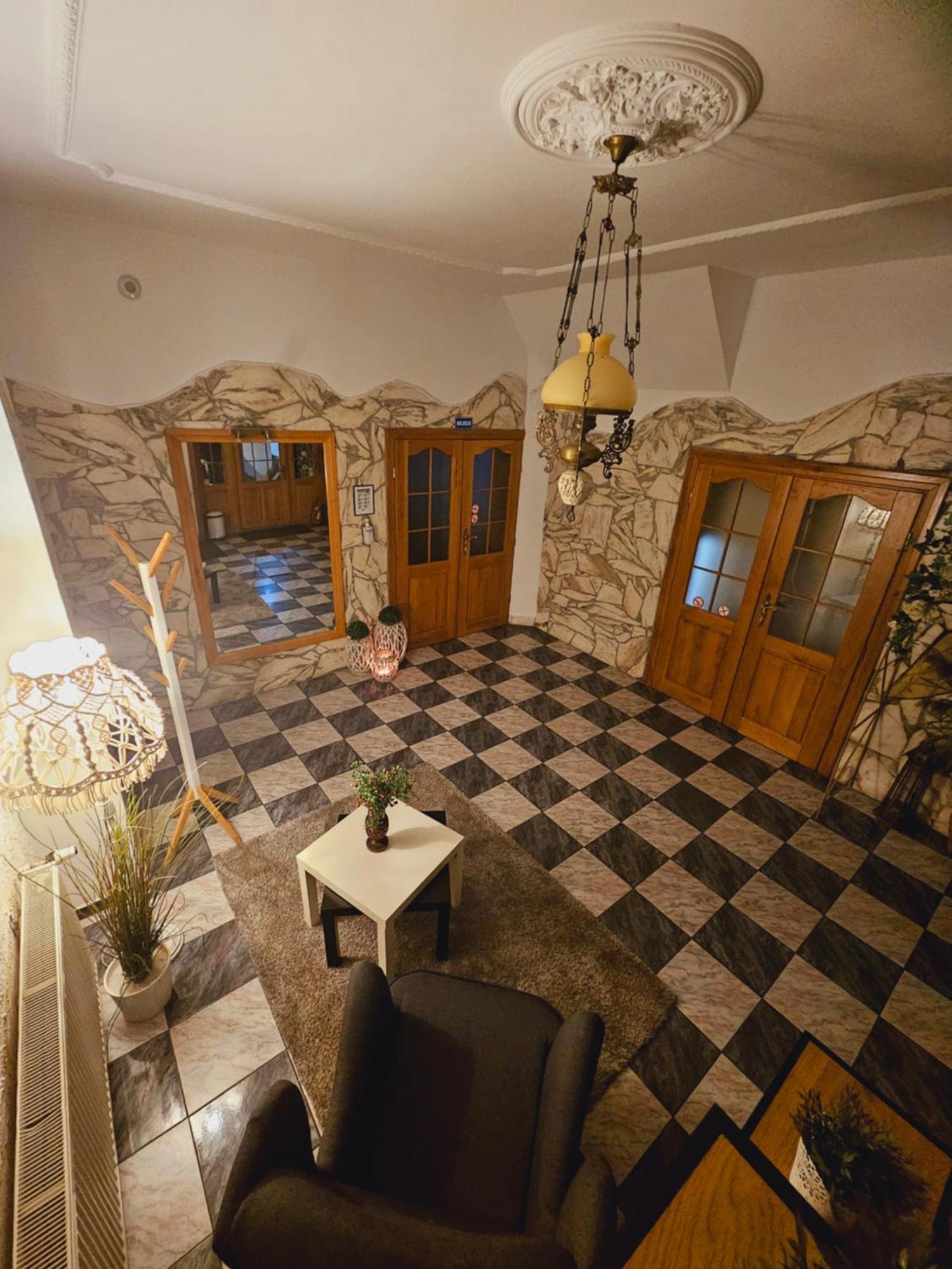 Zajazd Wik Slesin  Exterior photo